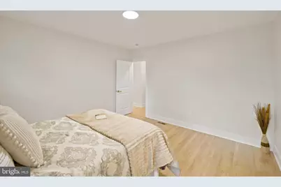 700 Hilton Avenue, Baltimore, MD 21228 - Photo 9
