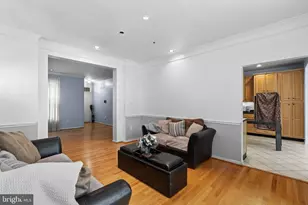 33 Peregrine Ct, Baltimore, MD 21208 - Photo 9
