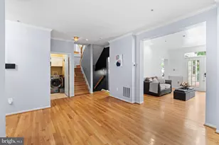 33 Peregrine Ct, Baltimore, MD 21208 - Photo 5