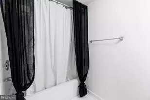 33 Peregrine Ct, Baltimore, MD 21208 - Photo 37