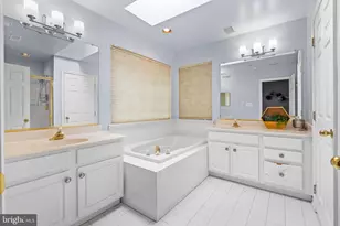 33 Peregrine Ct, Baltimore, MD 21208 - Photo 25