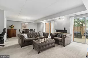 6 Lamplighter Ct, Pikesville, MD 21208 - Photo 17