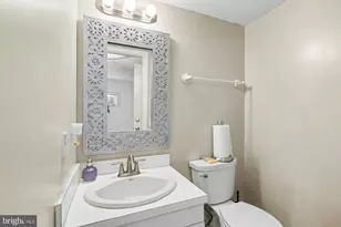 6 Lamplighter Ct, Pikesville, MD 21208 - Photo 29