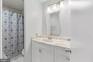 6 Lamplighter Ct, Pikesville, MD 21208 - Photo 21