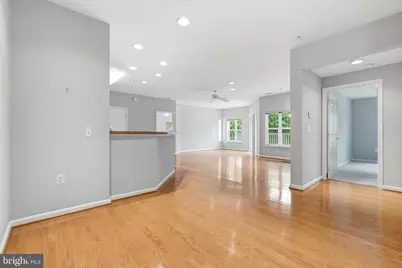 307 Wyndham Circle #307 H, Owings Mills, MD 21117 - Photo 7