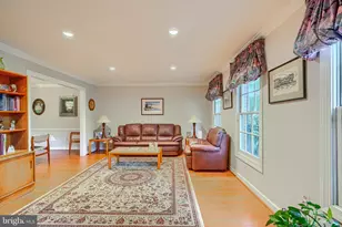 12101 Faulkner Dr, Owings Mills, MD 21117 - Photo 5