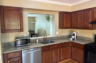 26 White Pine Ct, Cockeysville, MD 21030 - Photo 3