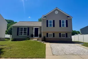 9303 Sea Horse Ct, Baltimore, MD 21219 - Photo 3