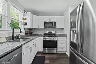 2307 Harford Hills Rd, Parkville, MD 21234 - Photo 17