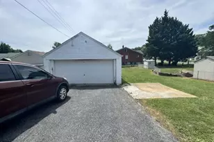 1509 Rosewick Ave, Baltimore, MD 21237 - Photo 3