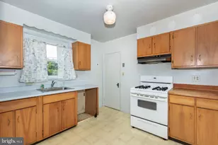 8407 Liberty Rd, Baltimore, MD 21244 - Photo 15