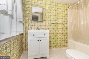 8407 Liberty Rd, Baltimore, MD 21244 - Photo 23
