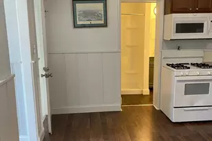 22 Bloomsbury Ave, Catonsville, MD 21228 - Photo 3