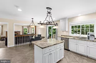 9801 Bridle Brook Dr, Owings Mills, MD 21117 - Photo 11