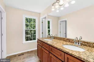 9801 Bridle Brook Dr, Owings Mills, MD 21117 - Photo 25