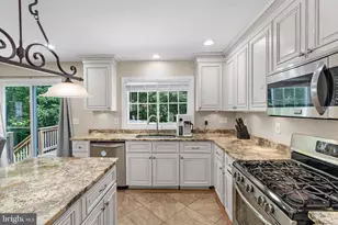 9801 Bridle Brook Dr, Owings Mills, MD 21117 - Photo 13