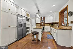 223 Edridge Way, Catonsville, MD 21228 - Photo 13