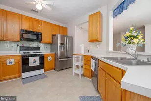 5082 Brightleaf Ct, Rosedale, MD 21237 - Photo 7