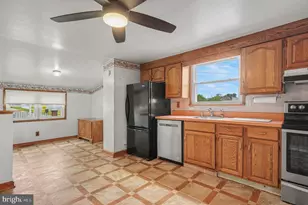 3823 Annadale Rd, Dundalk, MD 21222 - Photo 9
