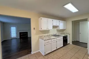 4100 Hunters Hill Cir, Randallstown, MD 21133 - Photo 11