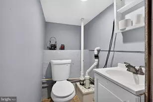 6 Avenal Rd, Baltimore, MD 21221 - Photo 35