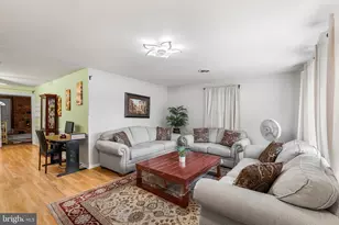6030 Chesworth Rd, Catonsville, MD 21228 - Photo 3
