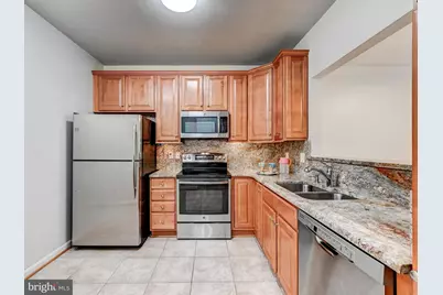7101 Travertine Drive #308, Baltimore, MD 21209 - Photo 3