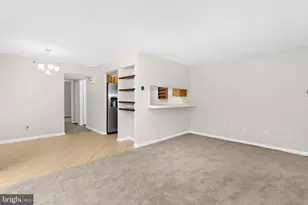 1256 Sugarwood Cir, Essex, MD 21221 - Photo 9