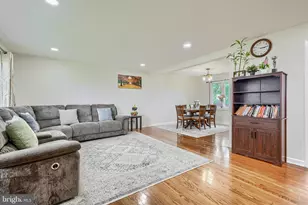 9405 Thornewood Ct, Parkville, MD 21234 - Photo 5