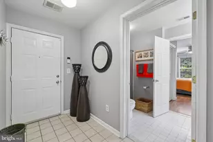 8815 Stoneridge Cir, Pikesville, MD 21208 - Photo 3