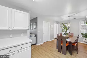 8815 Stoneridge Cir, Pikesville, MD 21208 - Photo 11