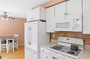 6 Drawbridge Ct, Baltimore, MD 21228 - Photo 21