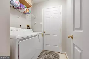 8 Leicester Ct, Owings Mills, MD 21117 - Photo 9