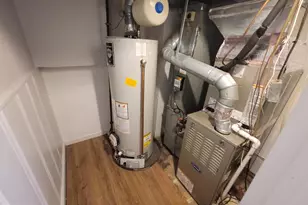 2012 Royal Garden Dr, Baltimore, MD 21207 - Photo 21