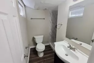 2012 Royal Garden Dr, Baltimore, MD 21207 - Photo 15