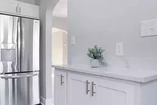 1046 Elm Rd, Halethorpe, MD 21227 - Photo 11