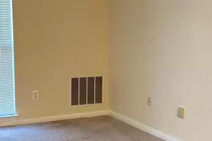 5374 Glenthorne Ct, Baltimore, MD 21237 - Photo 9