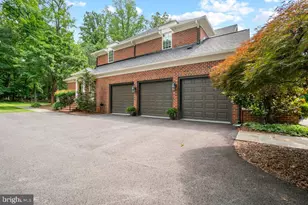 2605 Chestnut Woods Ct, Reisterstown, MD 21136 - Photo 21