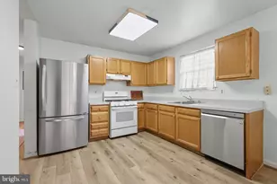 16 Ritters Ln, Owings Mills, MD 21117 - Photo 7