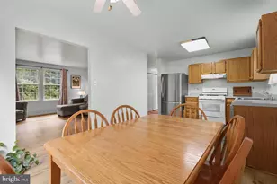 16 Ritters Ln, Owings Mills, MD 21117 - Photo 11