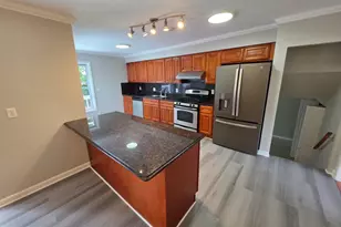 5915 Charnwood Rd, Catonsville, MD 21228 - Photo 5