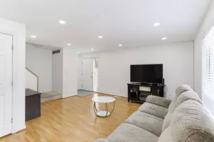 1 Dendron Ct, Parkville, MD 21234 - Photo 5