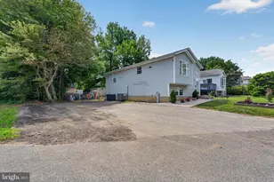 2821 Willow Ave, Sparrows Point, MD 21219 - Photo 7