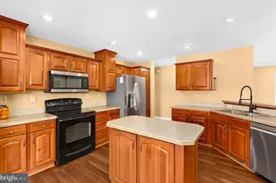 7214 Dogwood Rd, Windsor Mill, MD 21244 - Photo 13