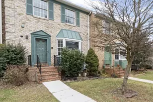 34 Cherrywood Ct, Cockeysville, MD 21030 - Photo 1