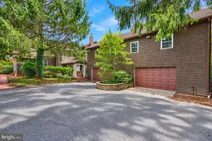 1926 Broadway Rd, Lutherville Timonium, MD 21093 - Photo 11
