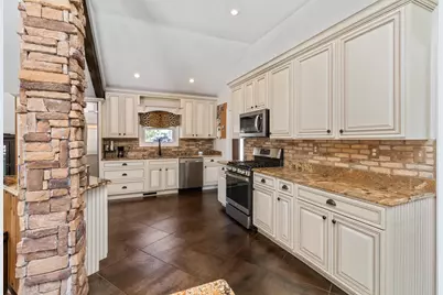 7206 N Charles Street N, Lutherville Timonium, MD 21093 - Photo 15