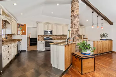 7206 N Charles Street N, Lutherville Timonium, MD 21093 - Photo 13
