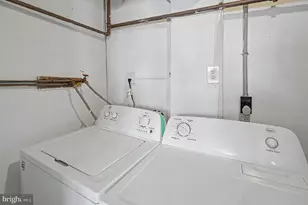 4447 Norfen Rd, Baltimore, MD 21227 - Photo 21