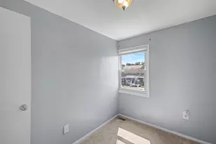 4447 Norfen Rd, Baltimore, MD 21227 - Photo 17